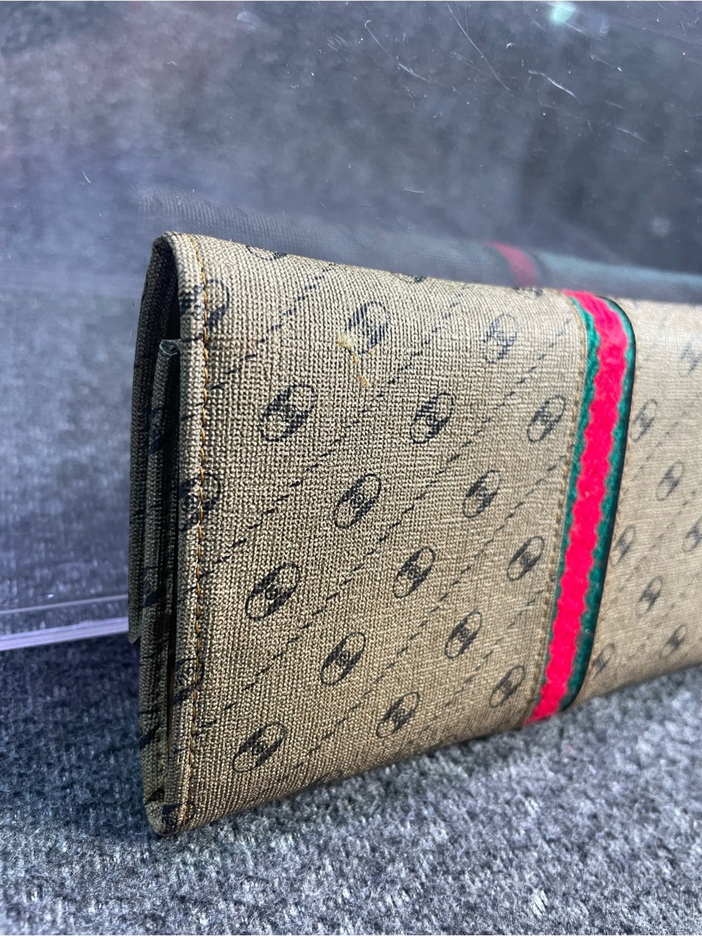 Vintage Gucci Accessory Collection Women's Brown Monogrammed Wallet - Picture 4 of 16